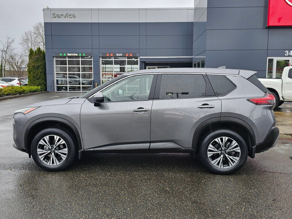 Used 2023 Nissan Rogue SV AWD/4WD image 8