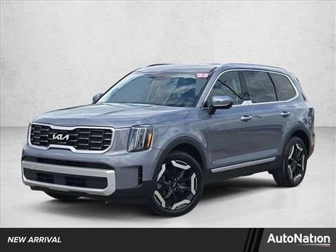 Used 2025 Kia Telluride S image 1