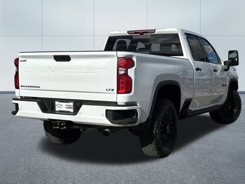 Used 2024 Chevrolet Silverado 2500 LTZ w/ LTZ Plus Package image 2
