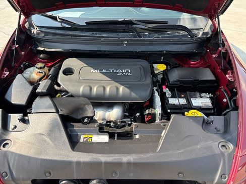 Used 2016 Jeep Cherokee Sport FWD image 11