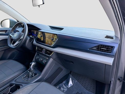 Used 2022 Volkswagen Taos SE image 13