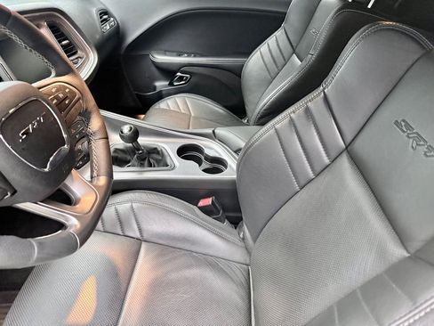 Used 2015 Dodge Challenger SRT Hellcat image 10