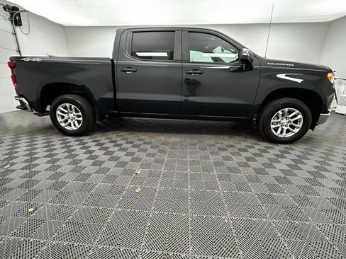 Used 2022 Chevrolet Silverado 1500 LT image 10