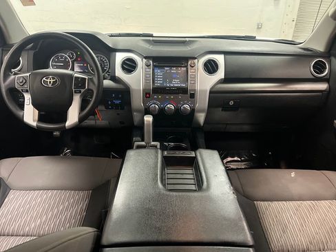 Used 2016 Toyota Tundra SR5 w/ SR5 Upgrade Package image 13