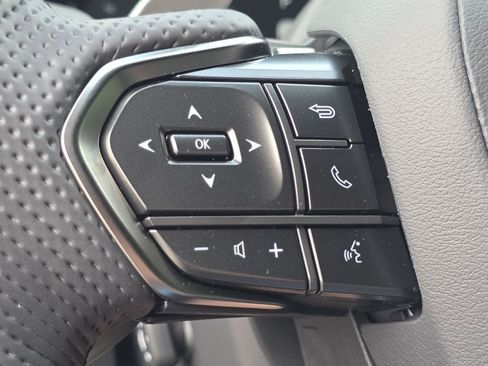 New 2026 Lexus TX 500h AWD image 30