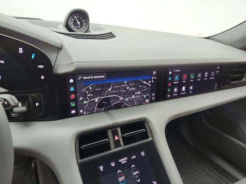 Used 2022 Porsche Taycan GTS w/ Technology Package AWD/4WD image 14