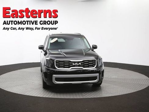 Used 2025 Kia Telluride S FWD image 52