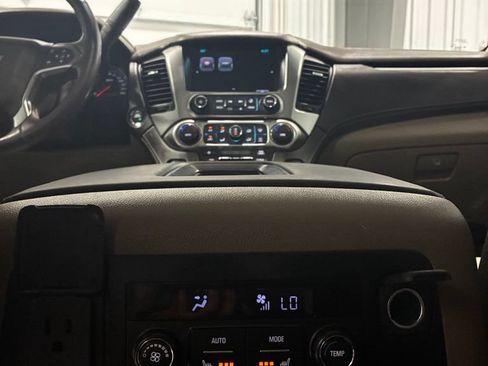 Used 2017 Chevrolet Tahoe LT AWD/4WD image 32