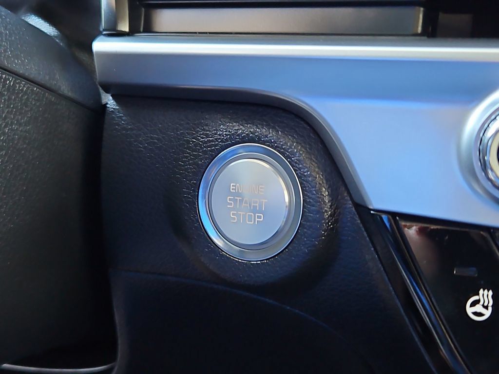 Used 2023 Kia Telluride EX AWD/4WD image 16