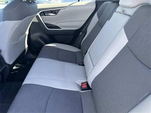 Used 2021 Toyota RAV4 XLE image 13