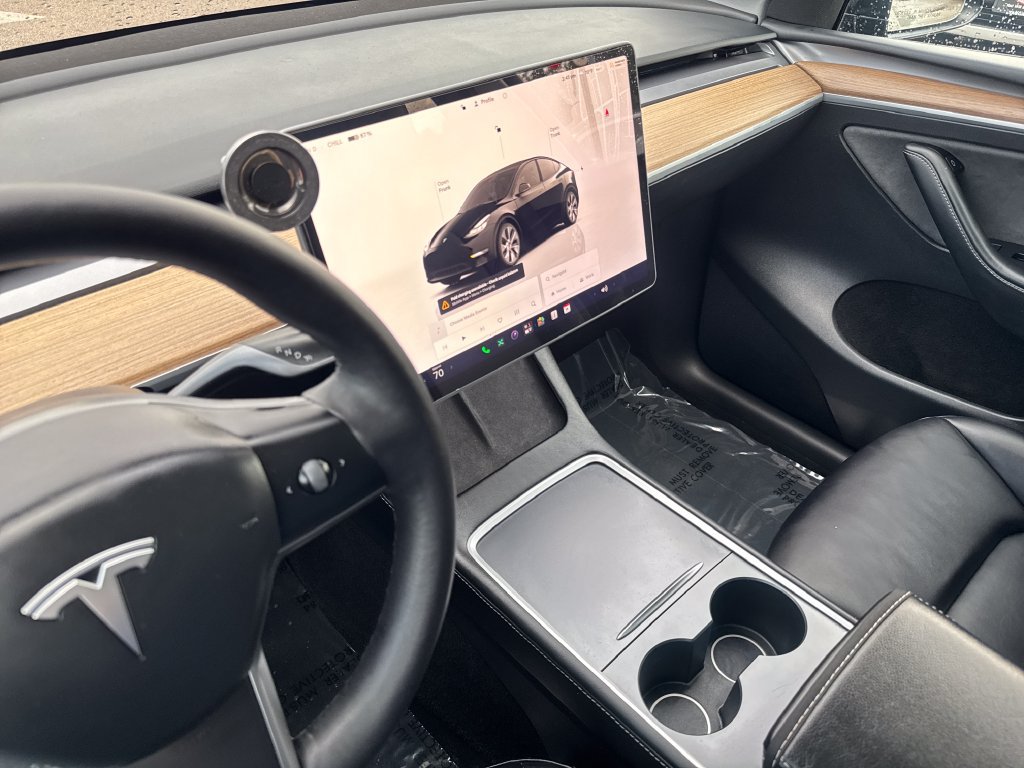 Used 2023 Tesla Model Y Long Range AWD/4WD image 20
