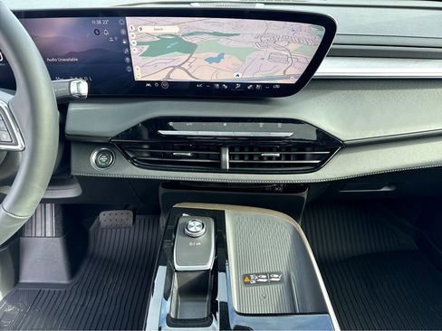 New 2026 Buick Enclave Avenir w/ Super Cruise Package image 13