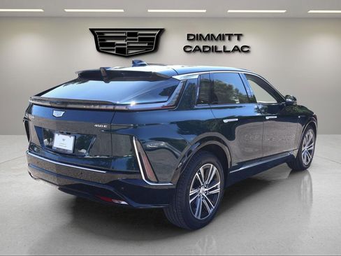 New 2026 Cadillac Lyriq Luxury image 5