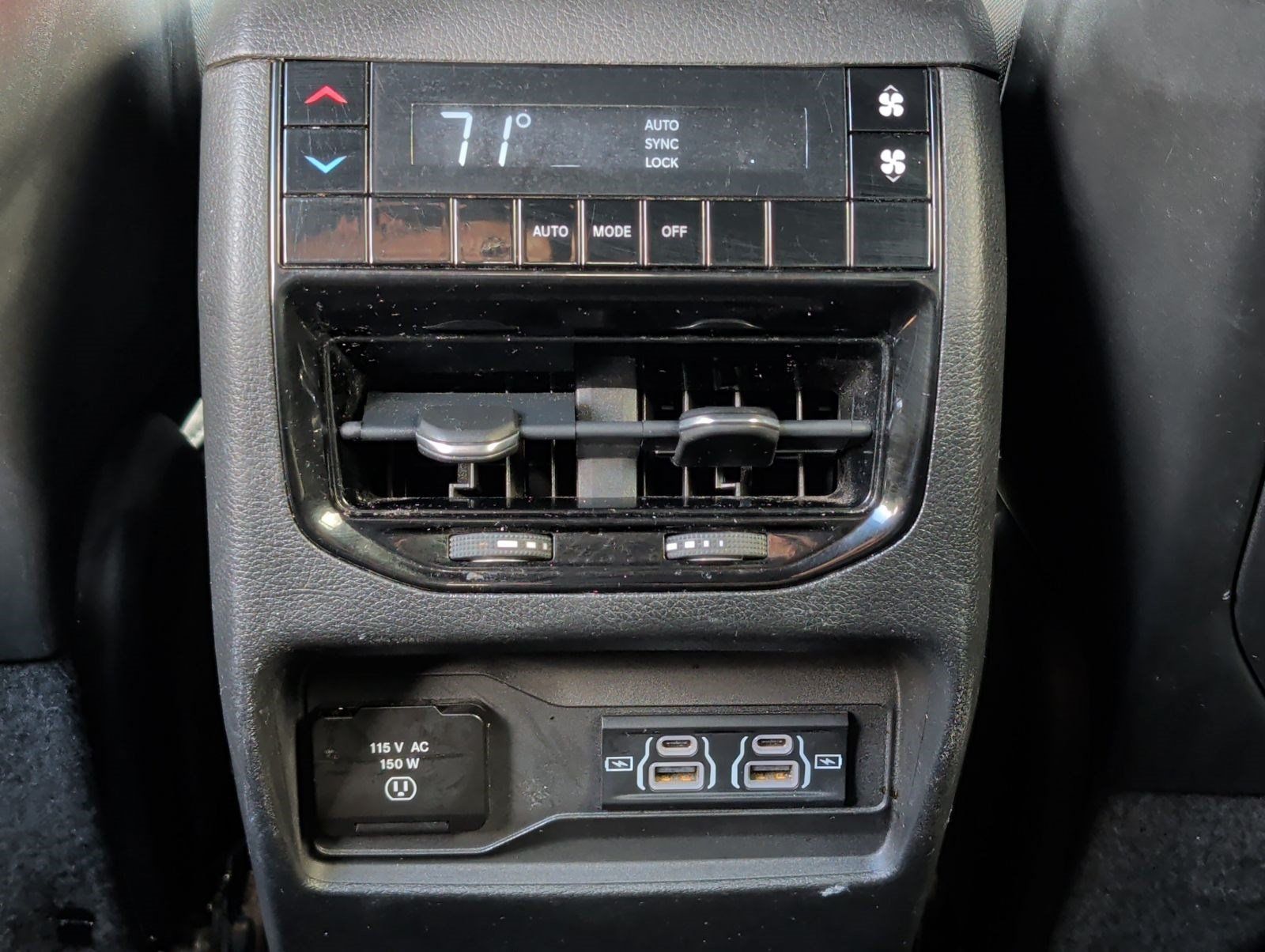 Used 2022 Jeep Grand Cherokee L Laredo RWD image 25
