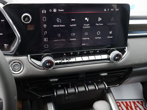 New 2026 GMC Canyon Elevation w/ Convenience Package image 20