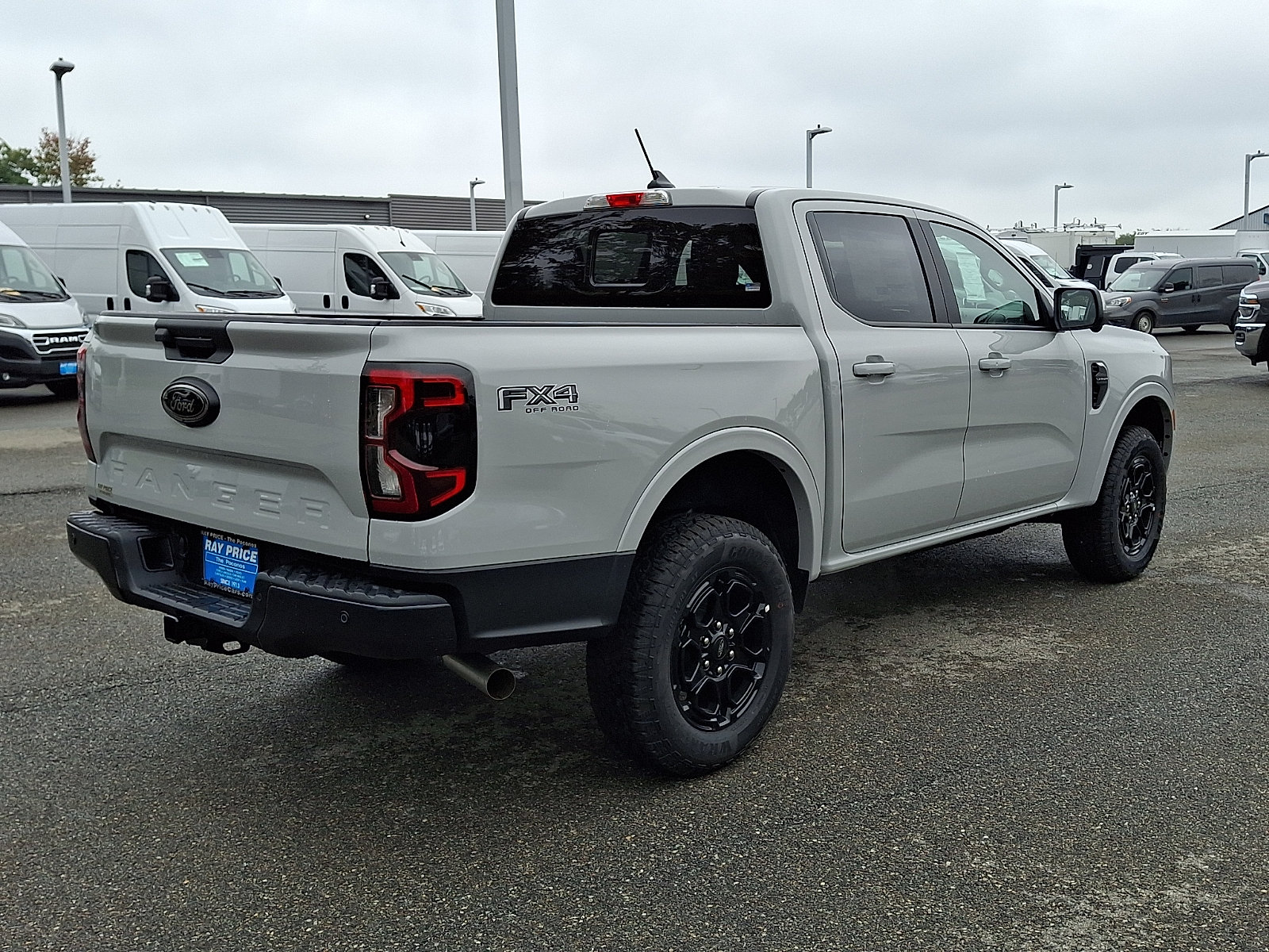New 2026 Ford Ranger Lariat w/ FX4 Off-Road Package AWD/4WD image 4