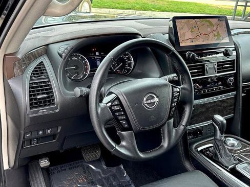 Certified 2023 Nissan Armada Platinum w/ Captain's Chairs Package image 17