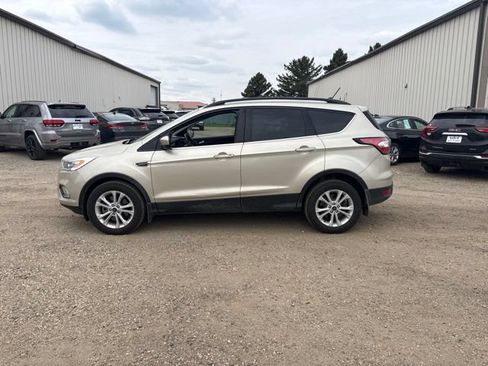 Used 2018 Ford Escape SEL w/ Ford Safe & Smart Package AWD/4WD image 6
