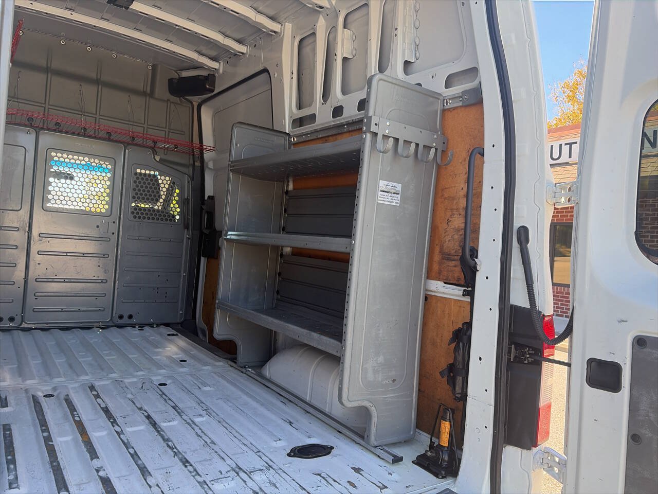 Used 2020 Nissan NV 2500 SV w/ Back Door Glass Package RWD image 21