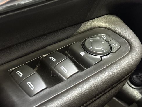 Used 2023 GMC Terrain SLT w/ Elevation Edition AWD/4WD image 34