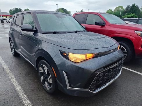 Used 2023 Kia Soul GT-Line FWD image 3