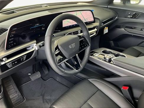 New 2025 Cadillac Lyriq Sport image 7