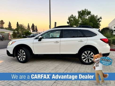 Used 2017 Subaru Outback 2.5i Limited image 2