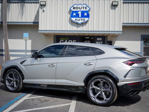 Used 2019 Lamborghini Urus AWD/4WD image 3