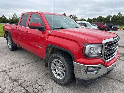 Used 2018 GMC Sierra 1500 SLE w/ SLE Value Package AWD/4WD image 9
