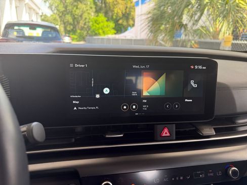 Used 2026 Kia Carnival FWD image 21