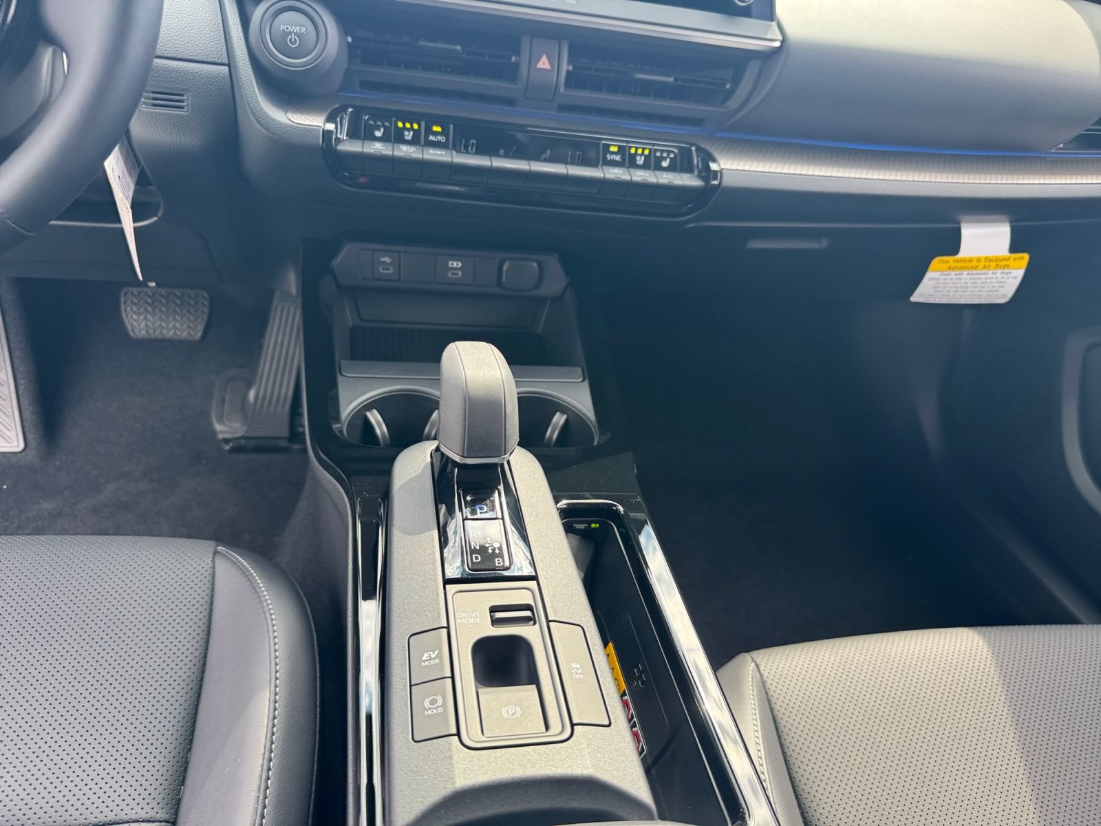 New 2027 Toyota Prius Limited FWD image 11