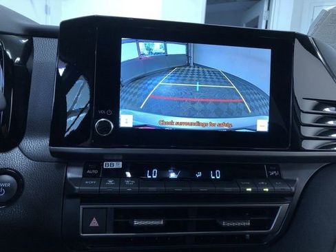 Used 2026 Toyota Camry LE FWD image 27