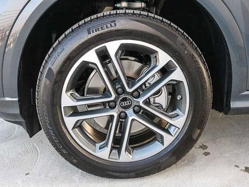 New 2025 Audi Q5 Premium image 13