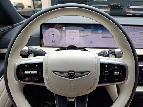 Certified 2026 Genesis GV80 3.5T Prestige AWD/4WD image 16