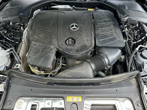 Certified 2025 Mercedes-Benz C 300 4MATIC Sedan image 10