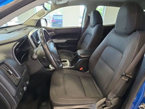 Used 2022 Chevrolet Colorado LT w/ Safety Package AWD/4WD image 14