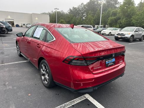 Certified 2023 Honda Accord EX image 5