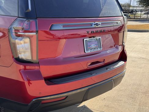 Used 2021 Chevrolet Tahoe Z71 w/ Luxury Package image 6