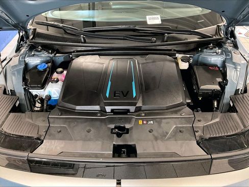 Used 2024 Hyundai Ioniq 5 SE AWD/4WD image 30