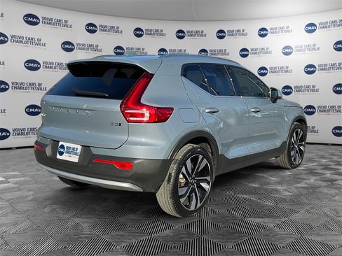 Certified 2023 Volvo XC40 B5 Ultimate w/ Protection Package Premier image 5