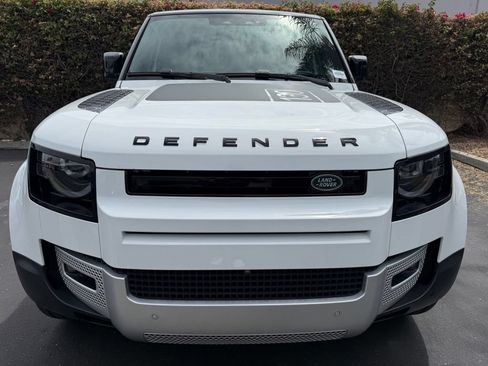 Used 2023 Land Rover Defender 130 SE AWD/4WD image 8