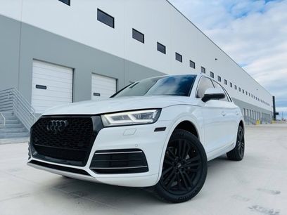 Used 2020 Audi Q5 2.0T Premium Plus w/ Premium Plus Package