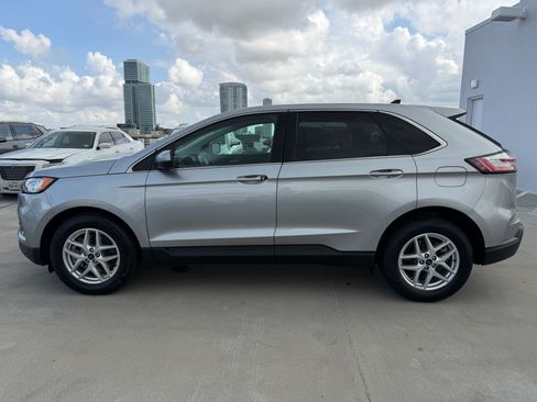 Used 2022 Ford Edge SEL AWD/4WD image 2
