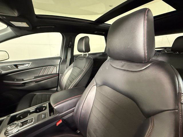 Used 2024 Ford Edge ST-Line AWD/4WD image 5