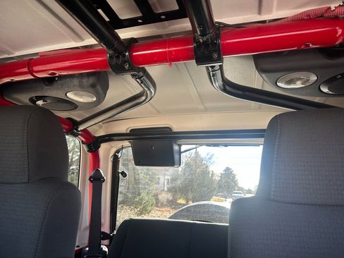 Used 2006 Jeep Wrangler Rubicon image 25