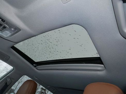 Certified 2019 Toyota Highlander Limited image 26