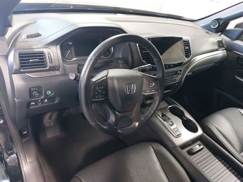 Used 2023 Honda Passport EX-L image 16