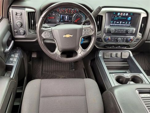 Used 2018 Chevrolet Silverado 1500 LT w/ All Star Edition image 7