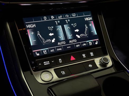 Used 2019 Audi Q8 Premium Plus image 35