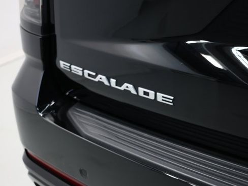 Used 2025 Cadillac Escalade V image 82